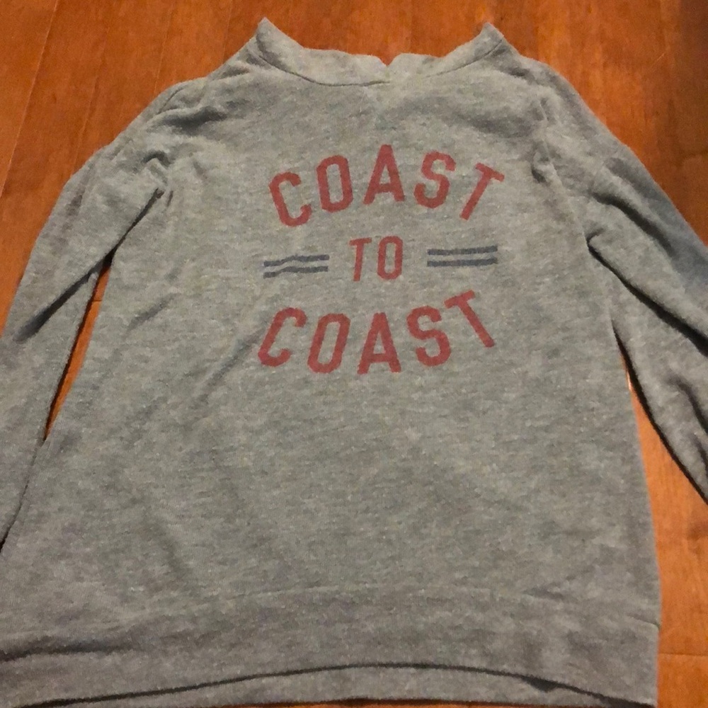 Gray sweatshirt